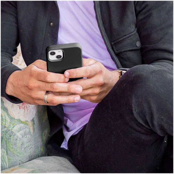 Accezz Liquid Silicone Backcover voor Samsung Galaxy S25 Plus Zwart