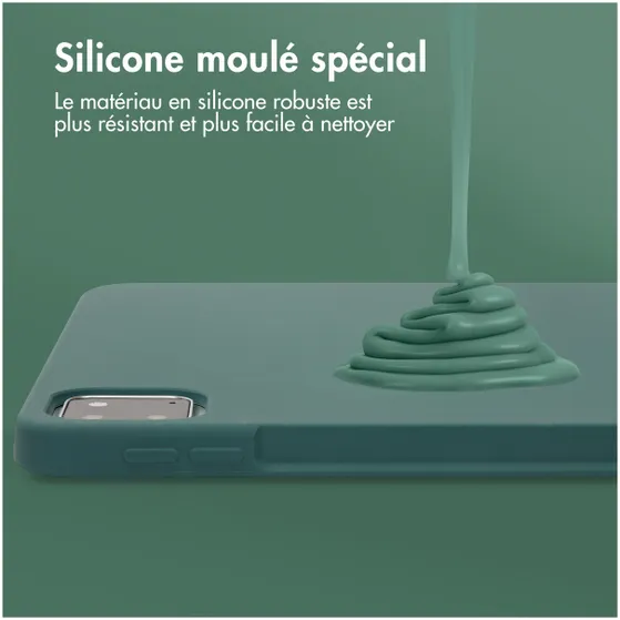 Accezz Liquid Silicone Backcover met penhouder iPad Pro 11 (2018 - 2022) Donkergroen