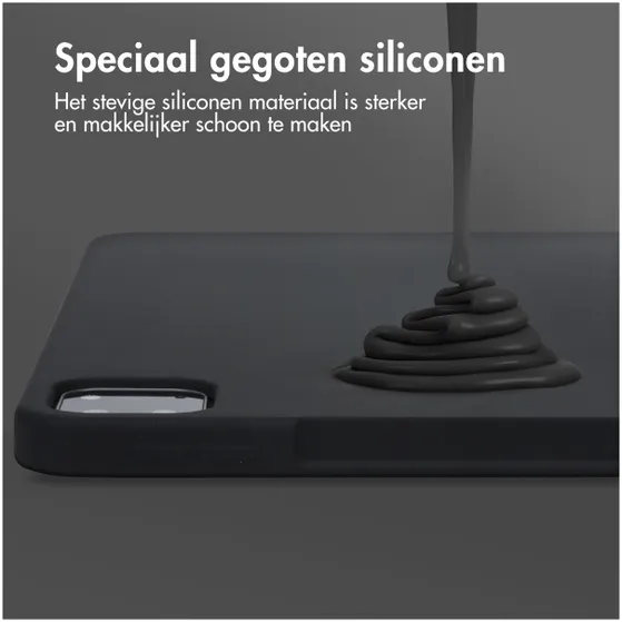Accezz Liquid Silicone Backcover met penhouder iPad Pro 12.9 (2022) / Pro 12.9 (2021) / Pro 12.9 (2020) Zwart