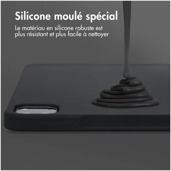 Accezz Liquid Silicone Backcover met penhouder iPad Pro 12.9 (2022) / Pro 12.9 (2021) / Pro 12.9 (2020) Zwart