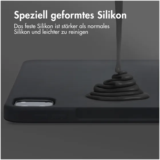 Accezz Liquid Silicone Backcover met penhouder iPad Pro 12.9 (2022) / Pro 12.9 (2021) / Pro 12.9 (2020) Zwart