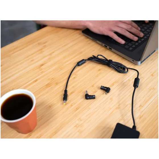 Trust Primo Universele 90W-laptopoplader Zwart