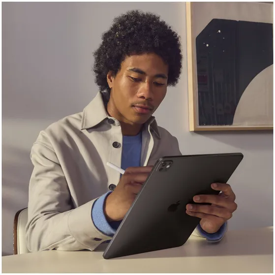 Apple iPad Pro (2025) 11-inch 256GB Wi-Fi Zwart