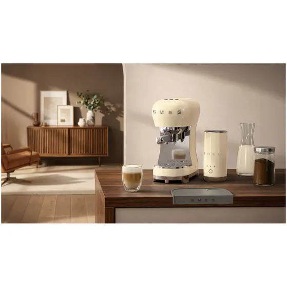 Smeg ECF12CREU Creme