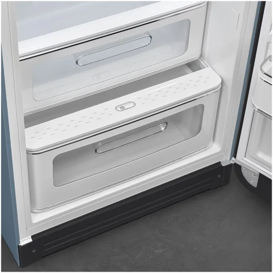 Smeg FAB28RSBM6 Lichtblauw