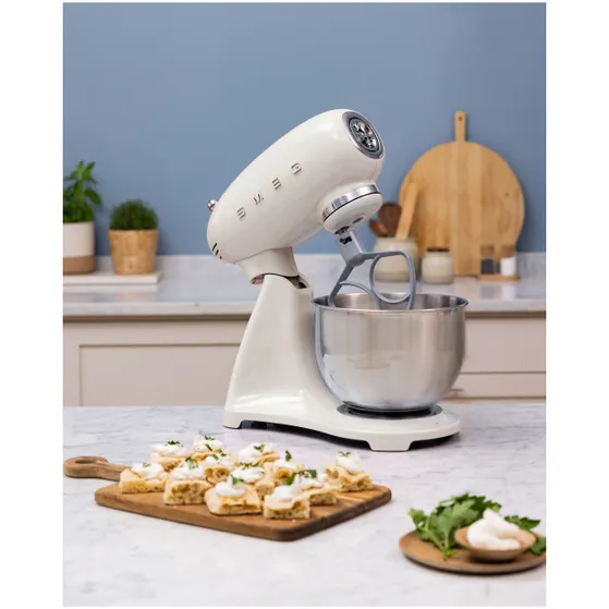 Smeg SMF05CREU Creme