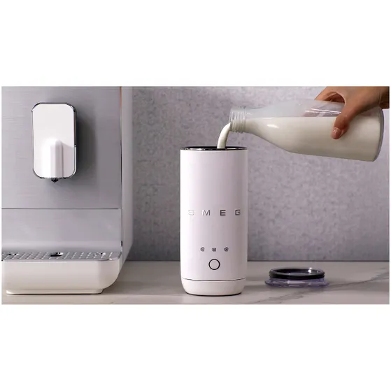 Smeg MFF02WHMEU Wit