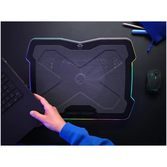 Trust GXT1126 AURA LAPTOP COOLING STAND
