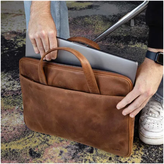 Accezz Leather Laptoptas 16 inch Bruin