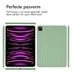 Accezz Liquid Silicone Backcover met penhouder iPad Pro 11 (2018 - 2022) Groen