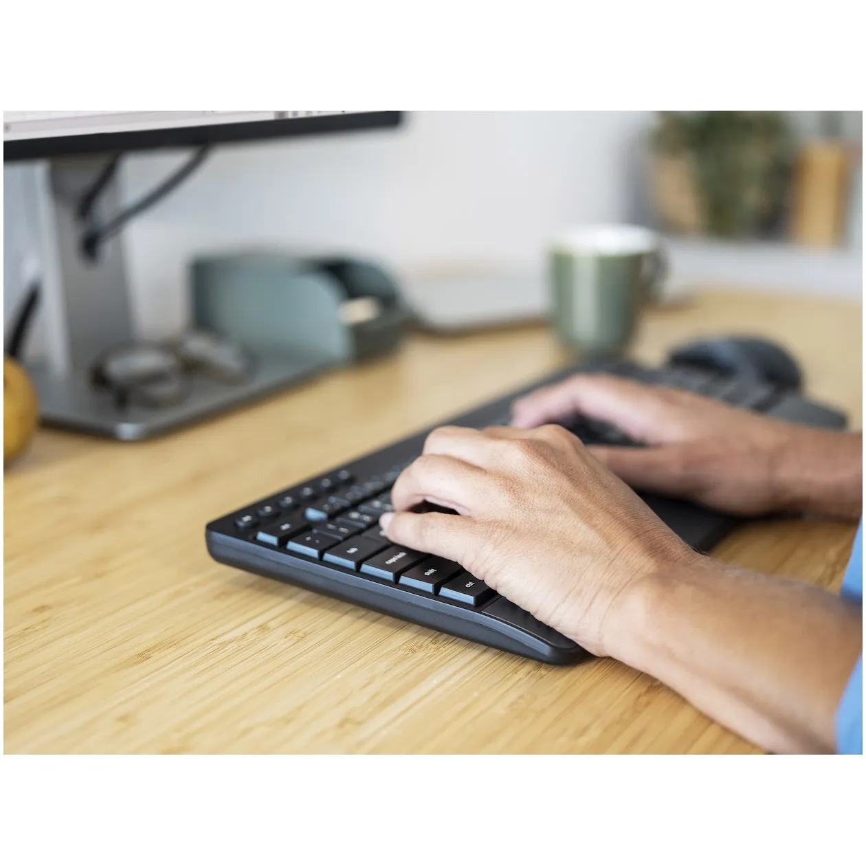 Trust Trezo Kabelloses Tastatur-Maus-Set – Italienisches QWERTY-Layout, Aus Recyceltem Material