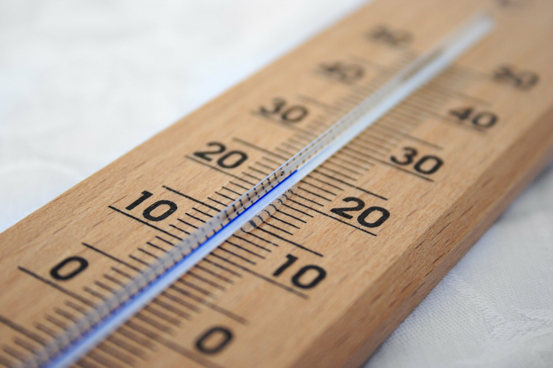 Wat is minimale omgevingstemperatuur bij een vriezer?