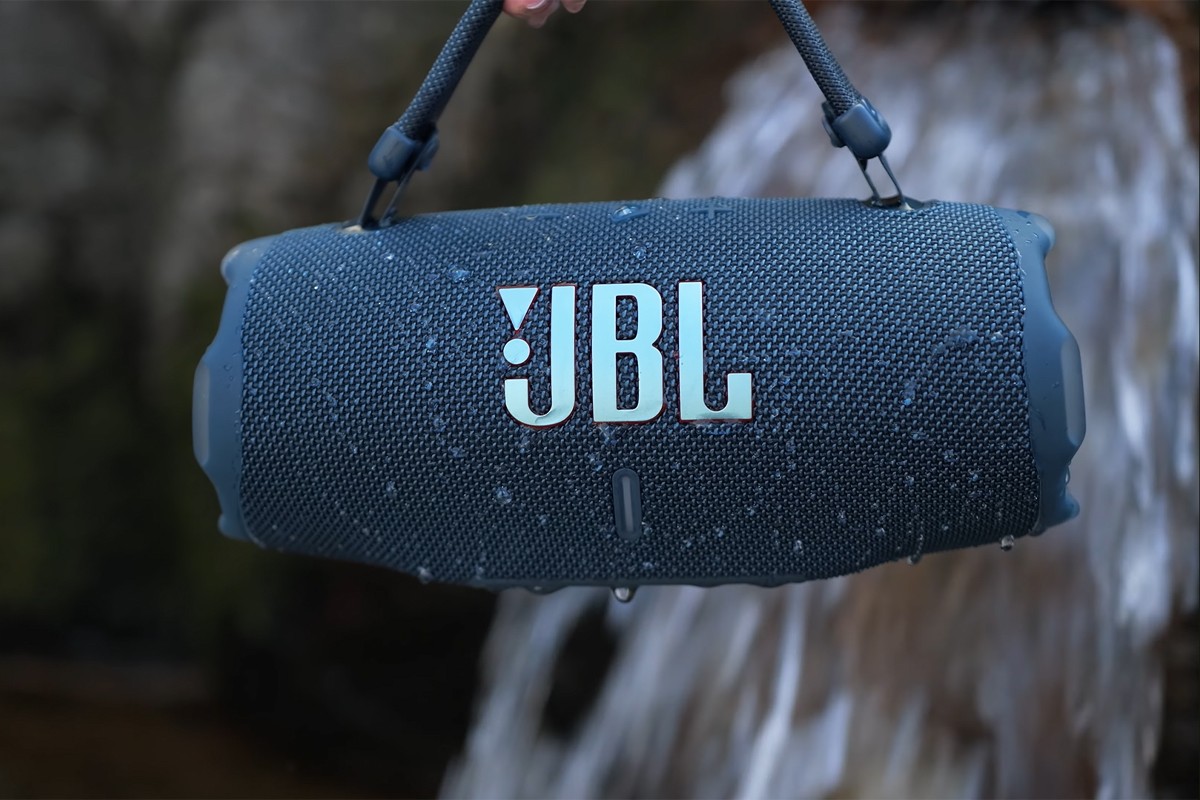 JBL Charge 6