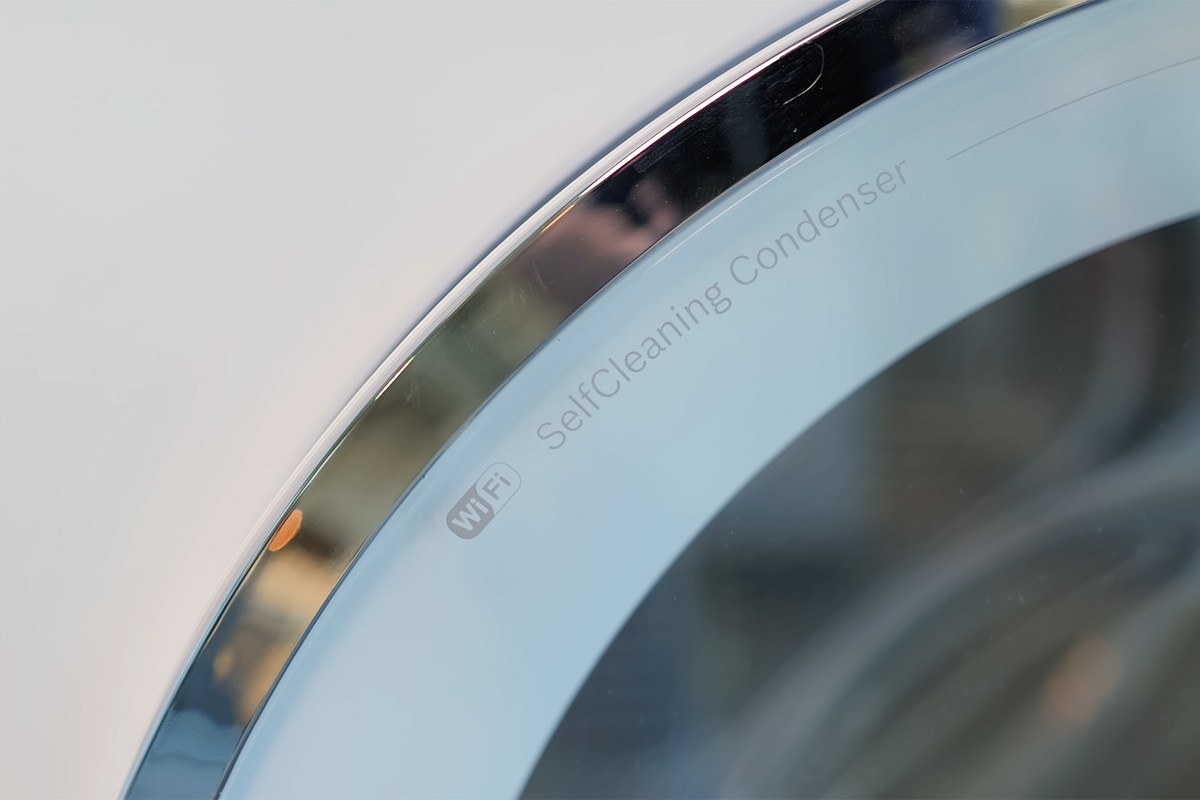 Self Cleaning Condenser