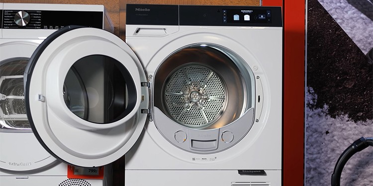 Miele Nova