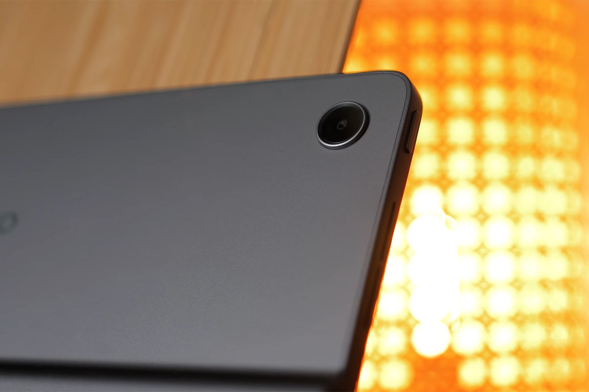 Lenovo Tab Plus