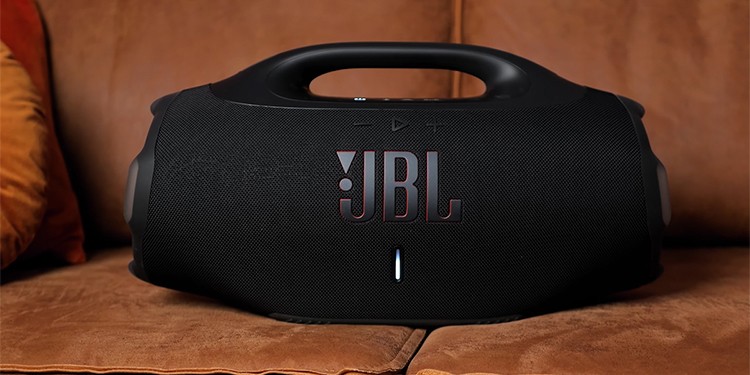 Review JBL Boombox 4